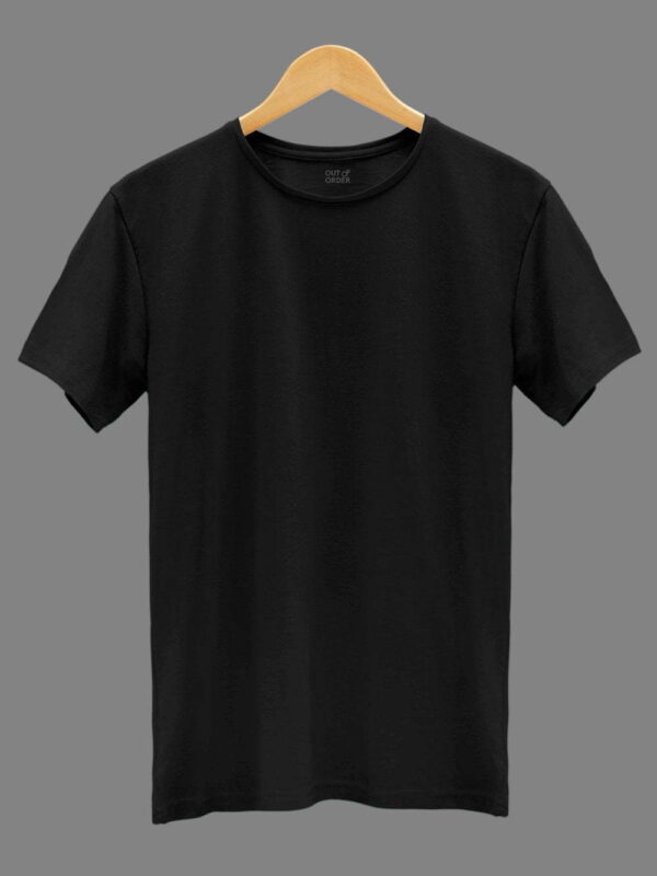 Solid Regular Round Neck Black T-Shirt – Comfortable, Stylish, Perfect for Everyday Wear